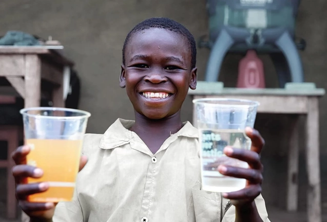 LifeStraw-Water-Filter-1